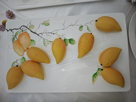 象形面点参展作品：芒果.jpg